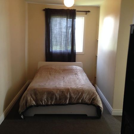 Ivy Motel Торонто Екстериор снимка