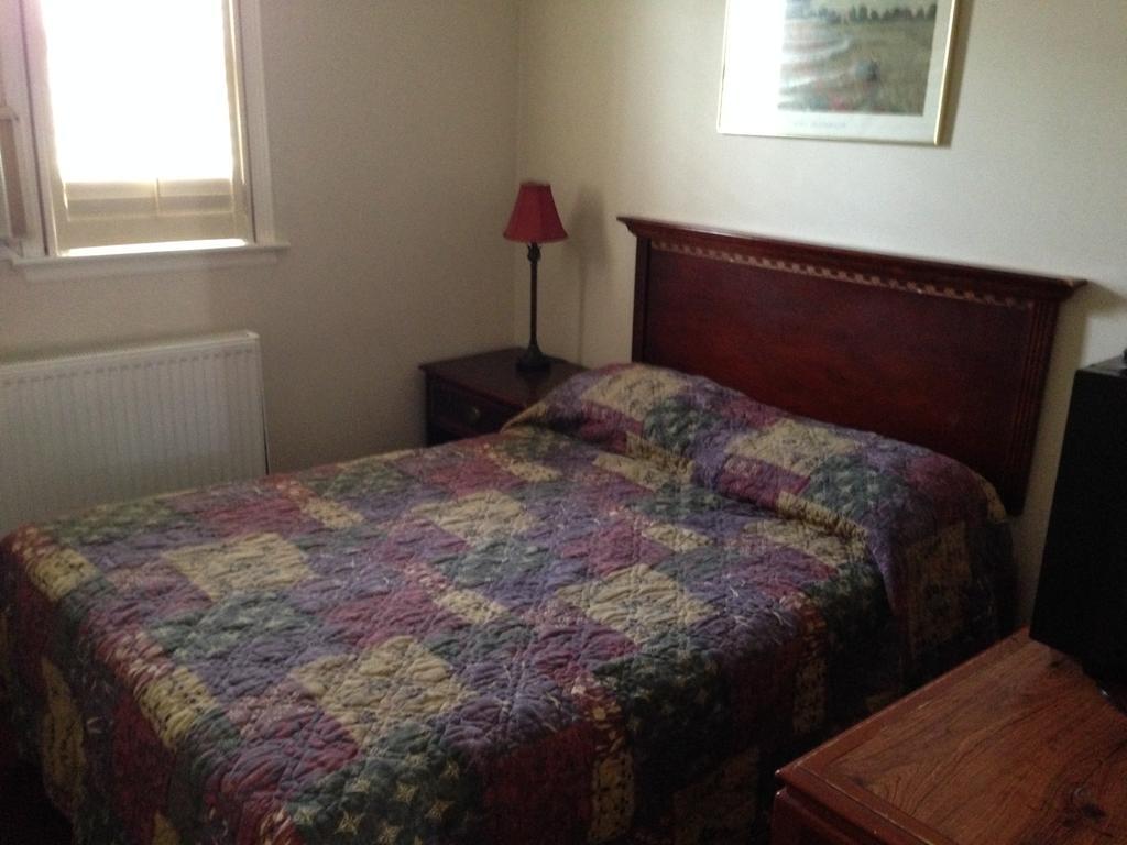 Ivy Motel Торонто Екстериор снимка