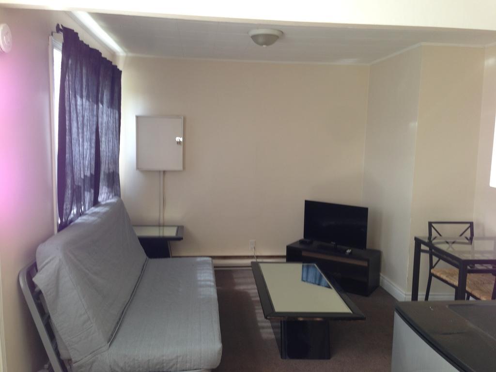 Ivy Motel Торонто Екстериор снимка